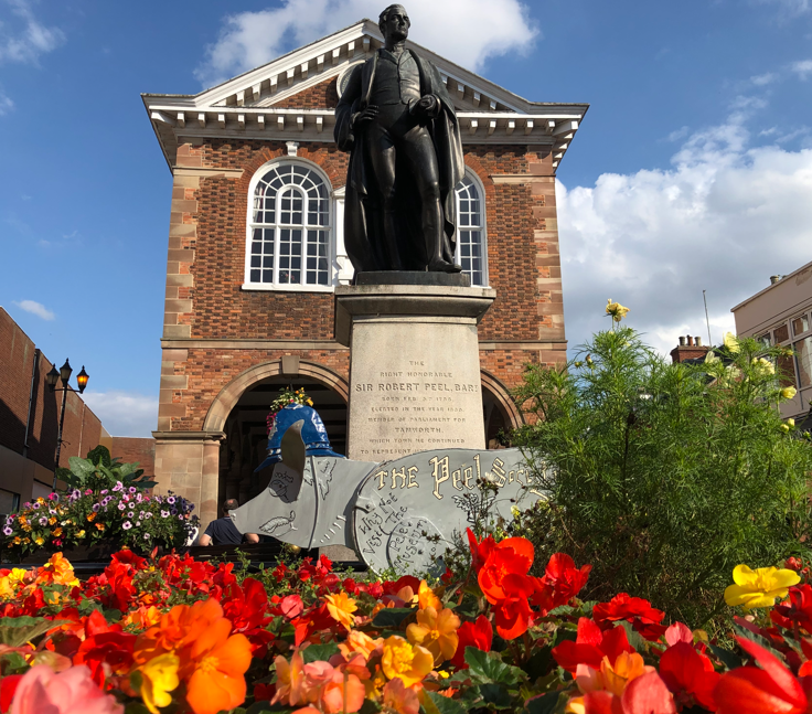 Tamworth town hall pictured